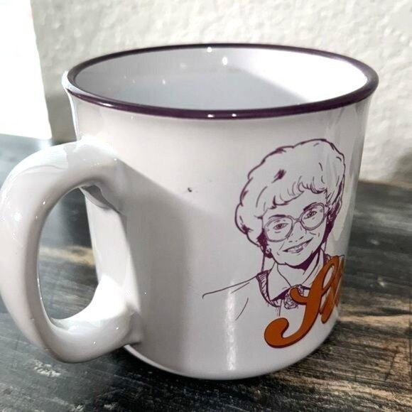 The Golden Girls 20 Oz Ceramic Mug By Silver Buffalo - Picture 4 of 8